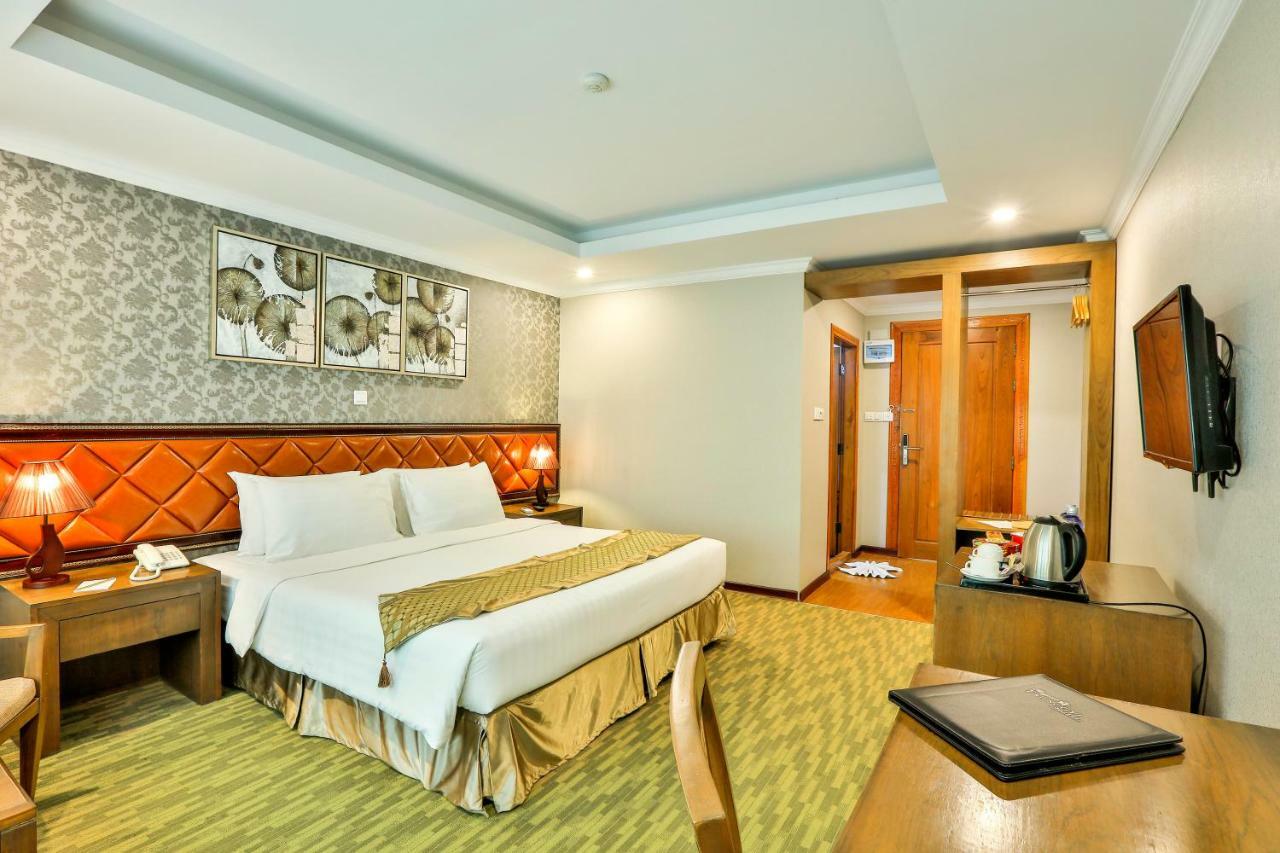 Royal Taunggyi Hotel Exterior foto